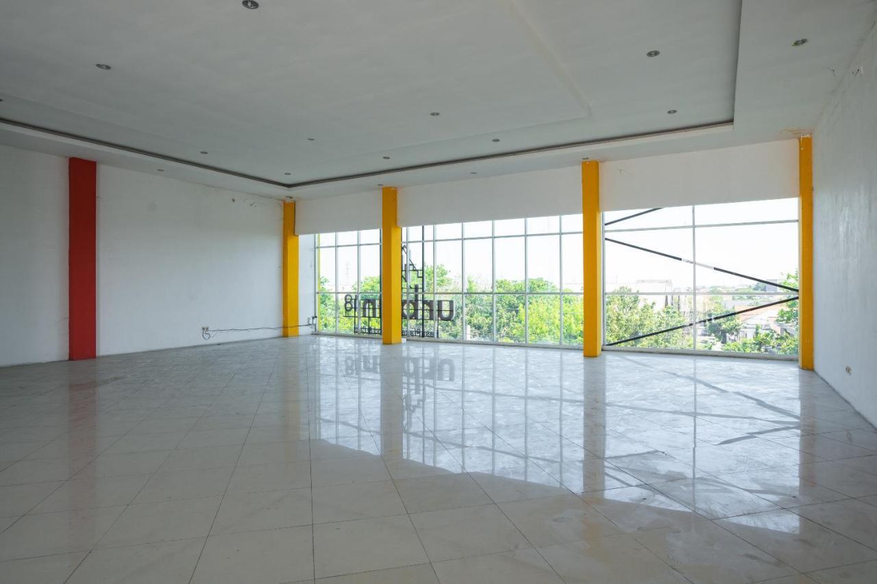 מלון סוראבאיה Oyo Flagship 1575 Urban 18 מראה חיצוני תמונה