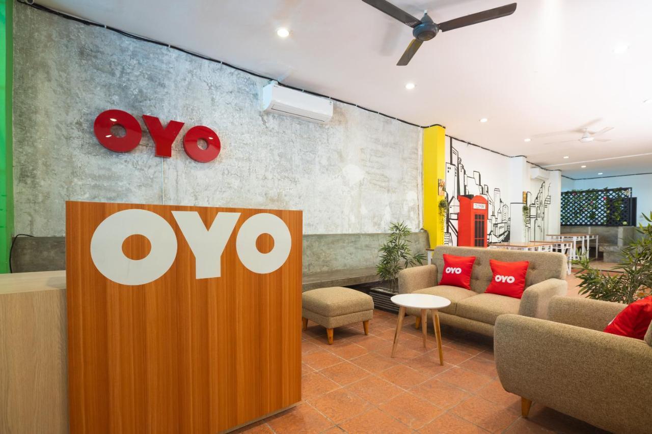 מלון סוראבאיה Oyo Flagship 1575 Urban 18 מראה חיצוני תמונה